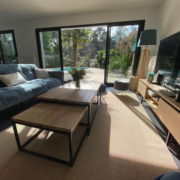 Villa Arcachon 12 Pers Avec Piscine Chauffee 1 Mai Au 30 Sept Luaran gambar